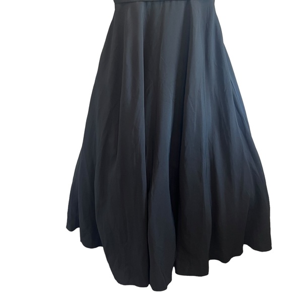 NEW Mac Duggal Claasic A-Line V Neck Ballgown Size 8 - Picture 5 of 10